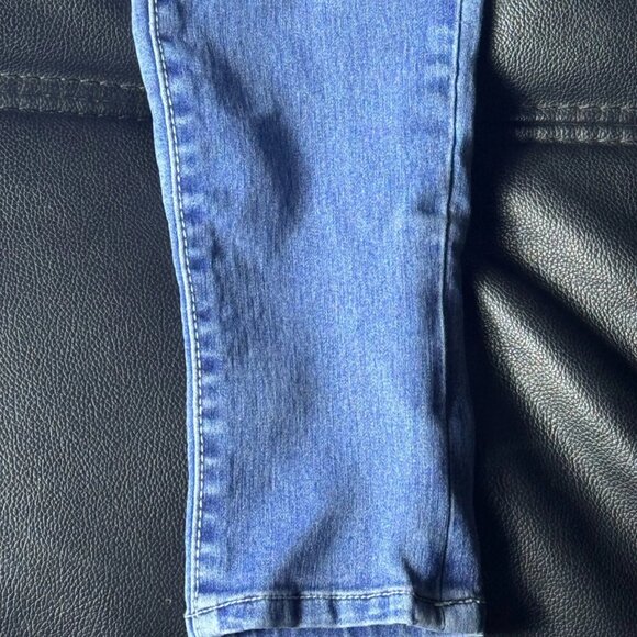 Guess Women’s Jeans Size 12 (24x27) Mid-Rise Straight Leg Blue Denim - Picture 5 of 11